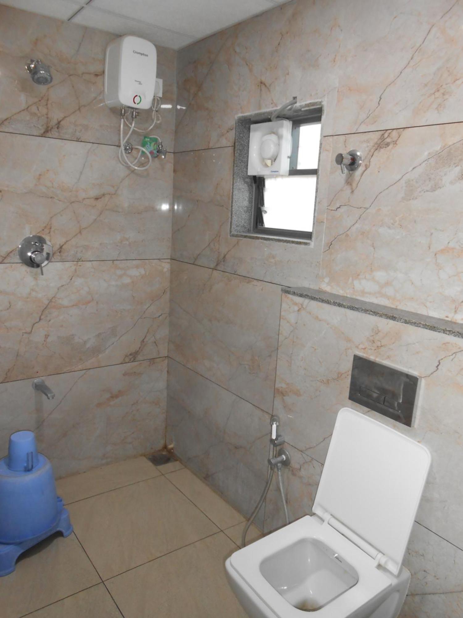 Hotel Crossview Palanpur Zewnętrze zdjęcie